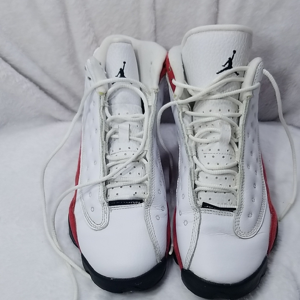 Air Jordan Retro 13 "He Got Game
White and Red Sneakers